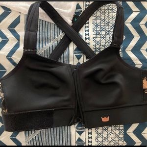 SHEFIT FLEX sports bra